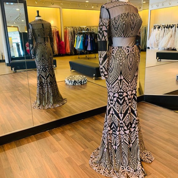 fully beaded with illusion mesh along chest - Picture 3 of 3